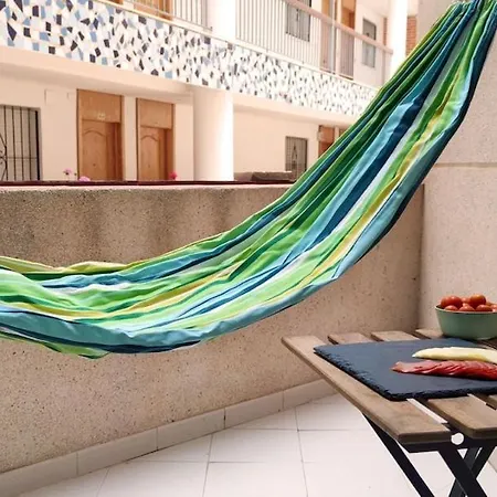 1bed Flat With Pool, Balcony & Hammock - Only 5 Mins To The Beach! Apartament Torrevieja